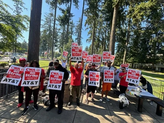CWA Local 7800 standing behind our Union brothers and sisters 